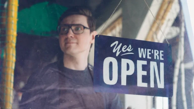 What site owners can learn from the demand around updatearticle.com